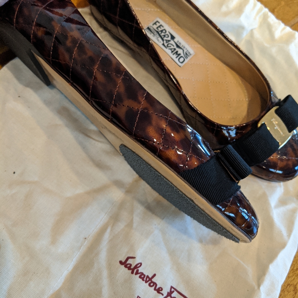 Salvatore Ferragamo women's flat 7.5